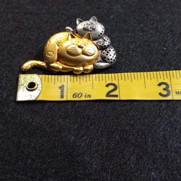 Vintage Danecraft Cats with One Moving Tail Brooch - Picture 4 of 7